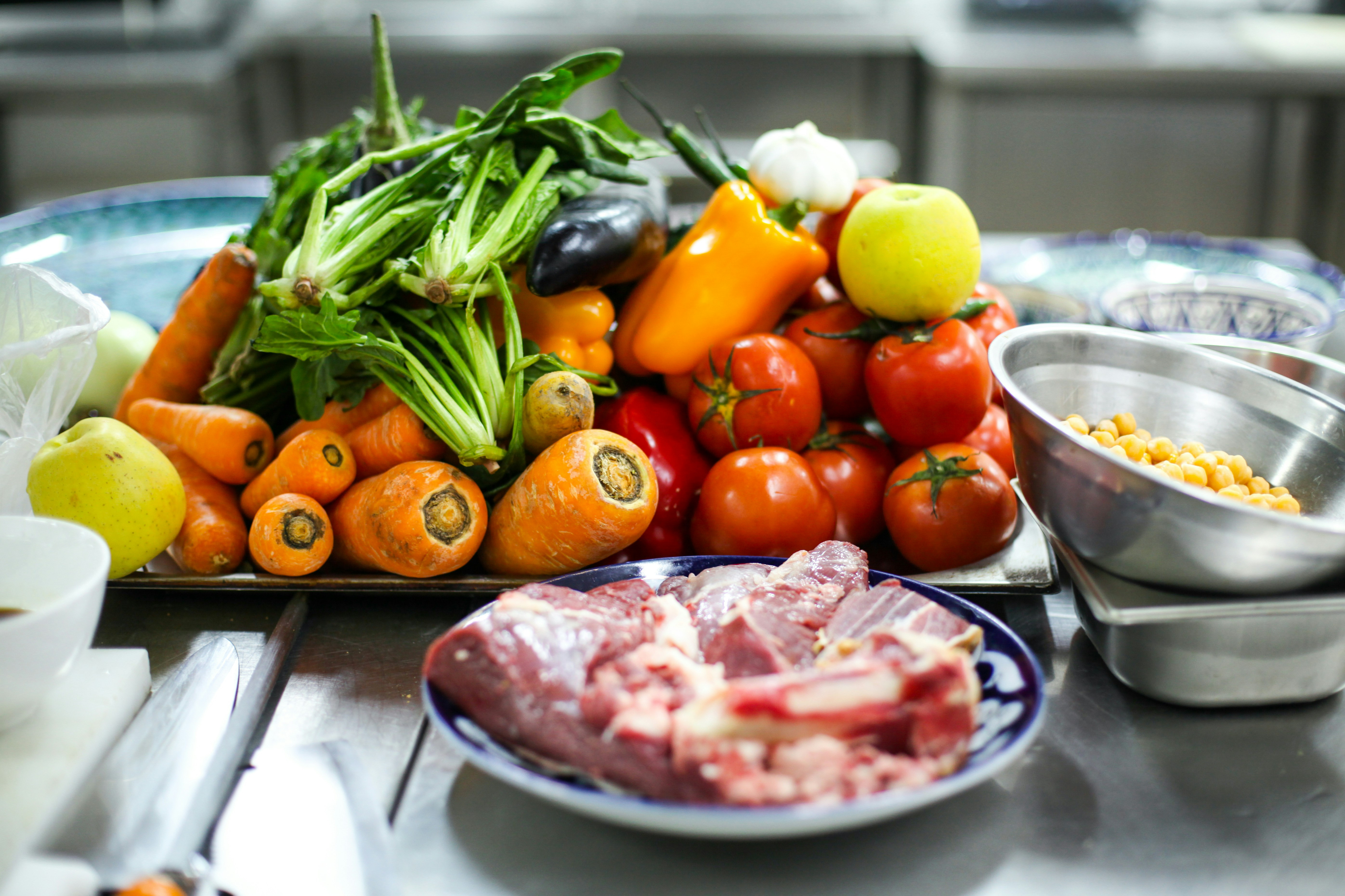 Frische Zutaten, Gemüse und Fleisch